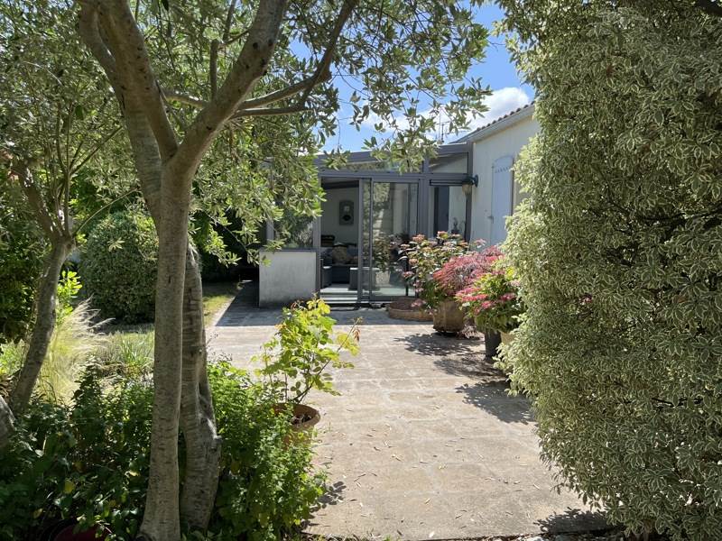 Vente Maison VILLEDOUX - 6 pièces -115 m² - (17230)