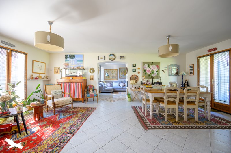 Vente Maison LAGORD - 7 pièces -195 m² - (17140)