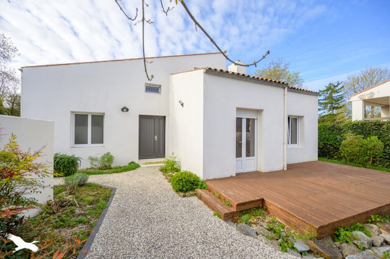 Vente Maison NIEUL SUR MER - 5 pièces -124 m² - (17137)