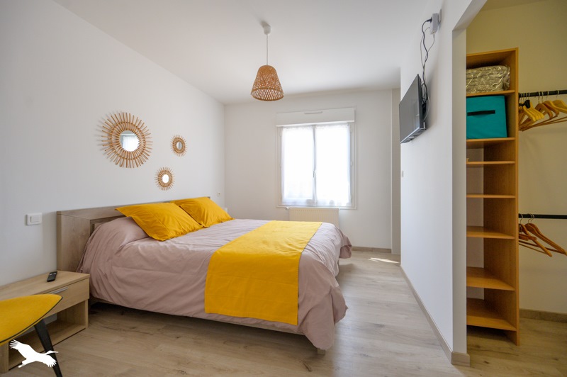 Vente Maison NIEUL SUR MER - 11 pièces -243 m² - (17137)