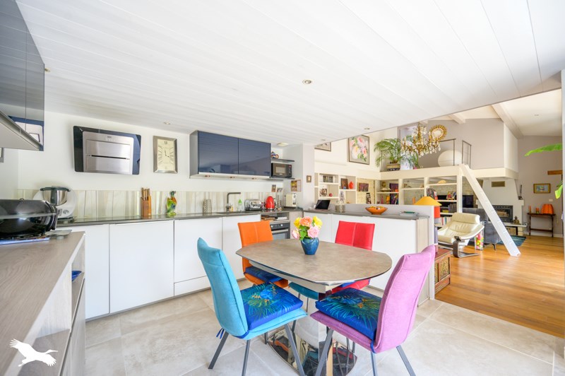 Vente Maison NIEUL SUR MER - 6 pièces -158 m² - (17137)