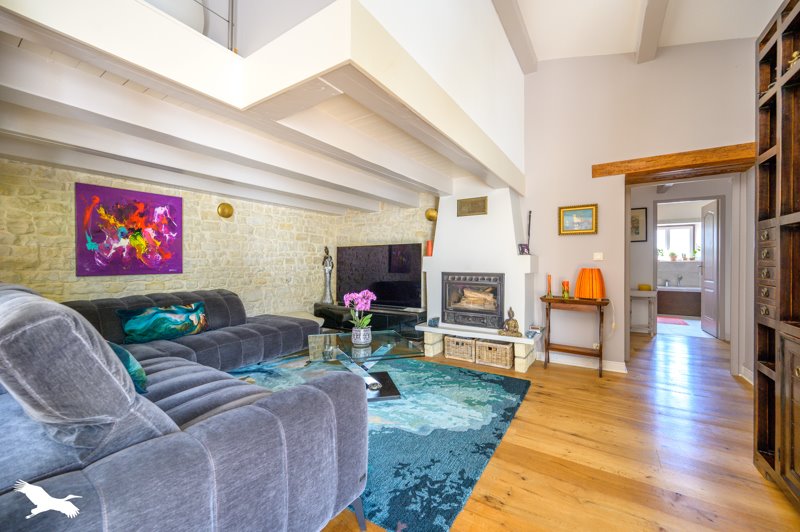 Vente Maison NIEUL SUR MER - 6 pièces -158 m² - (17137)