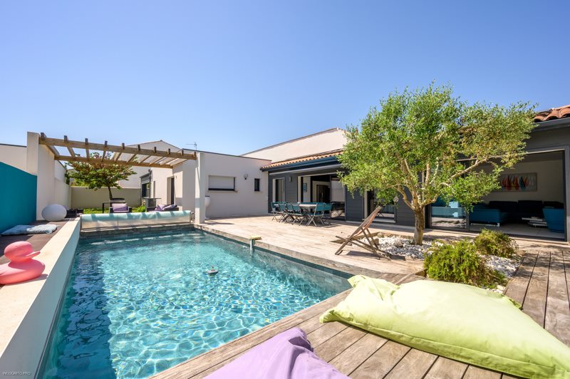 Vente Maison L HOUMEAU - 5 pièces -157 m² - (17137)