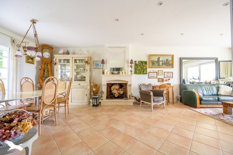 Vente Maison ESNANDES - 5 pièces -125 m² - (17137)