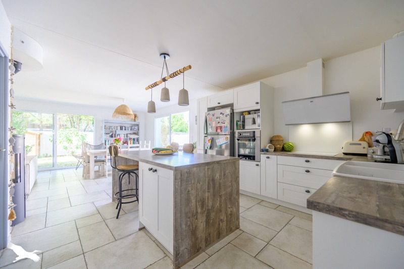 Vente Maison L HOUMEAU - 4 pièces -100 m² - (17137)