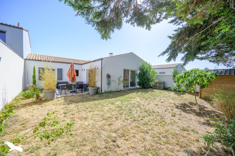 Vente Maison L HOUMEAU - 4 pièces -100 m² - (17137)