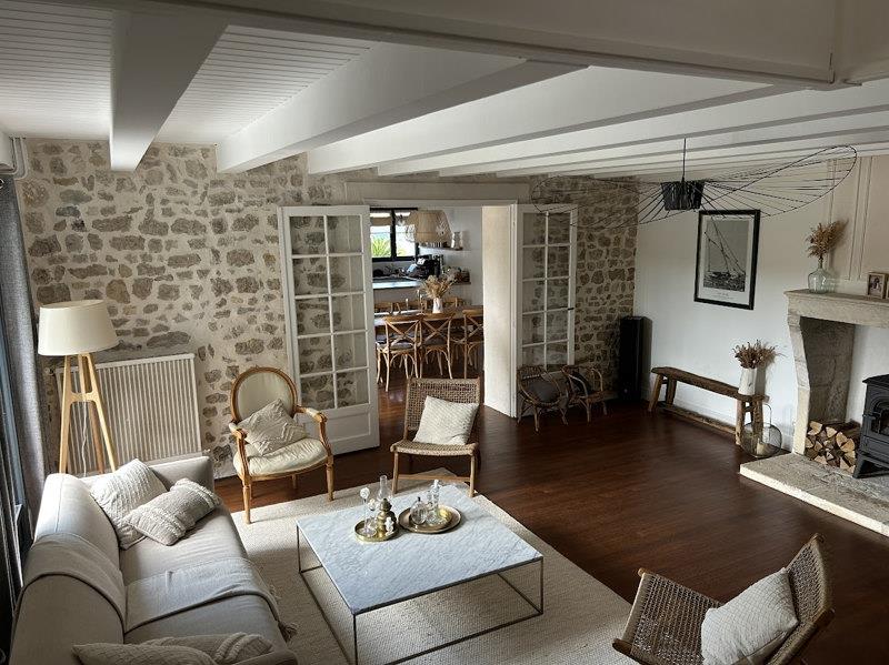 Vente Maison NIEUL SUR MER - 7 pièces -200 m² - (17137)