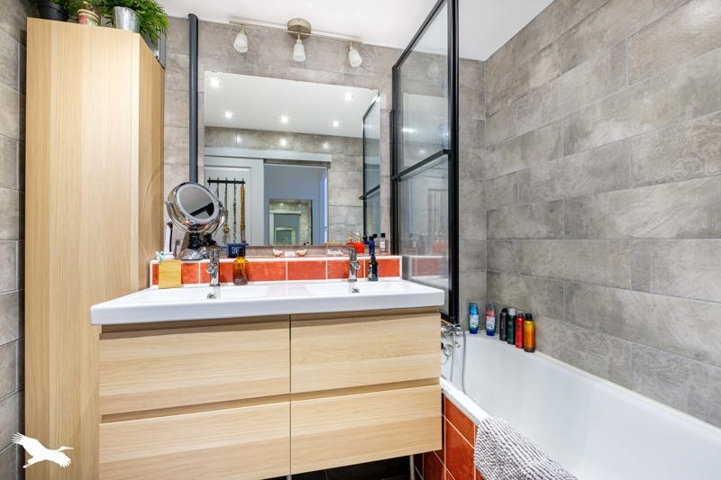 Vente Appartement LYON 07 - 4 pièces -98 m² - (69007)