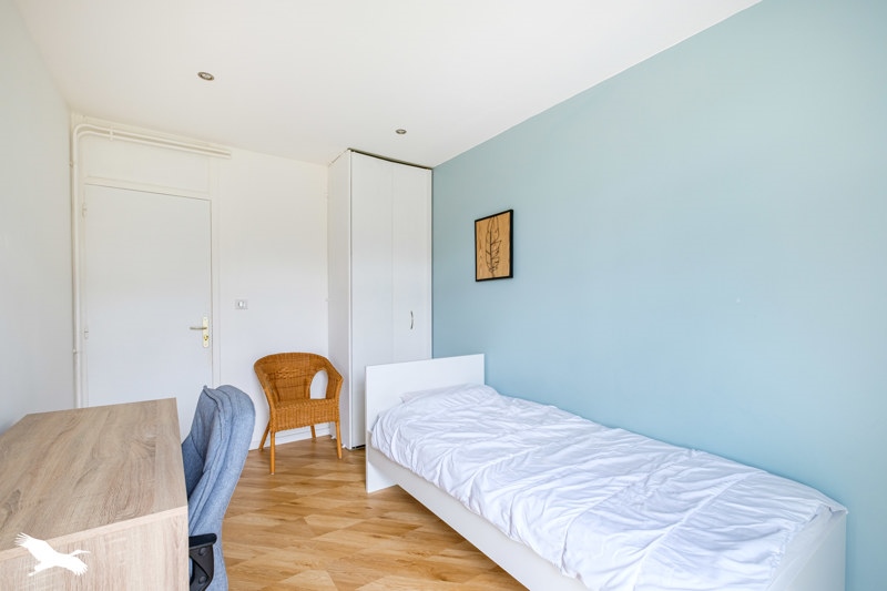 Vente Appartement OULLINS - 5 pièces -80 m² - (69600)