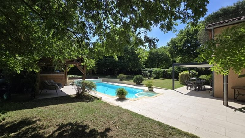 Vente Maison OULLINS - 5 pièces -150 m² - (69600)