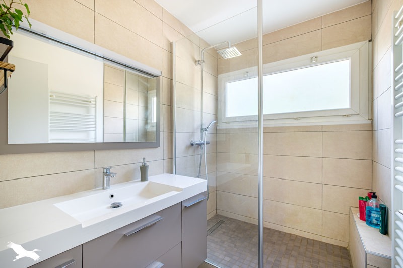 Vente Appartement LA MULATIERE - 4 pièces -74 m² - (69350)