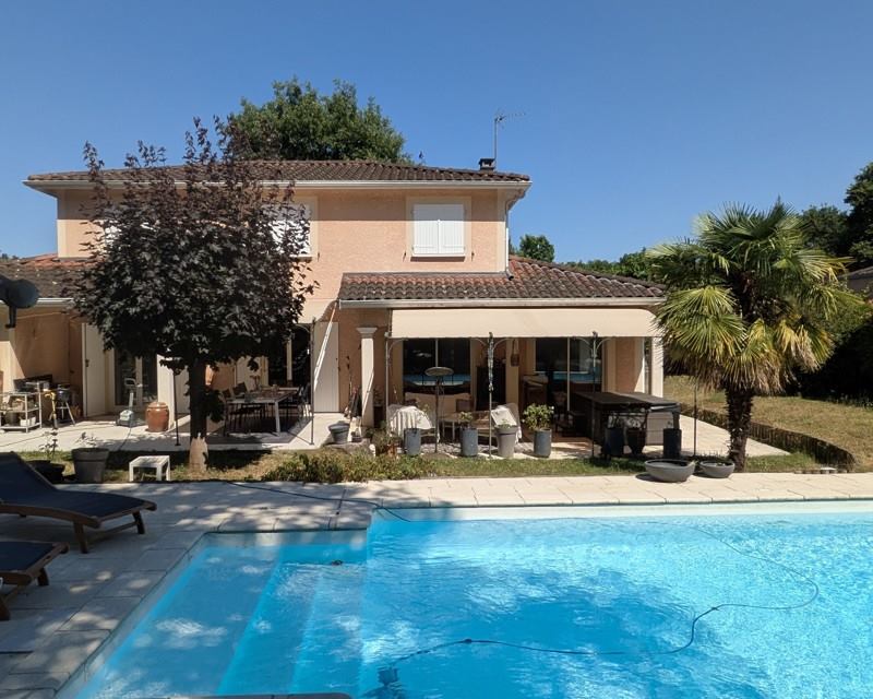 Vente Maison OULLINS - 4 pièces -140 m² - (69600)