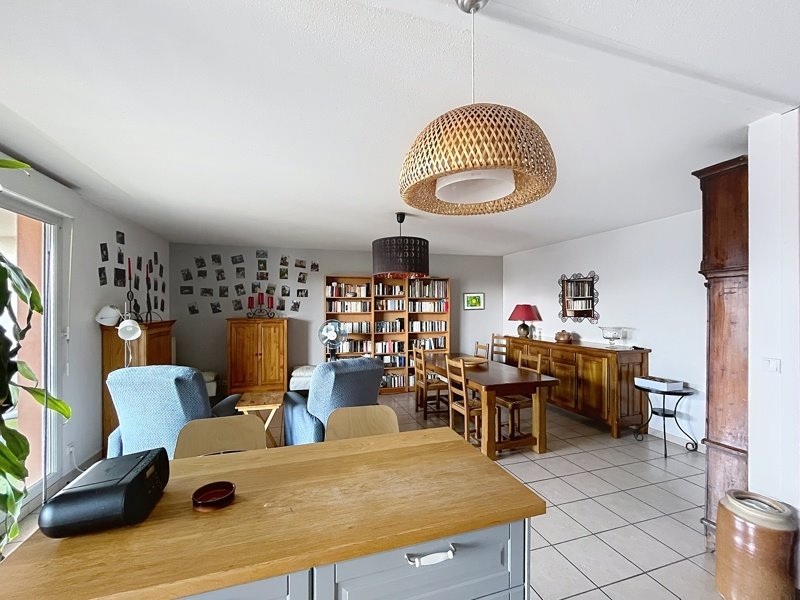 Vente Appartement OULLINS - 3 pièces -80 m² - (69600)