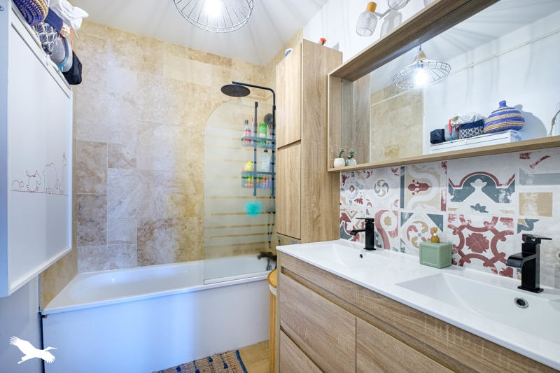 Vente Appartement LA MULATIERE - 5 pièces -95 m² - (69350)