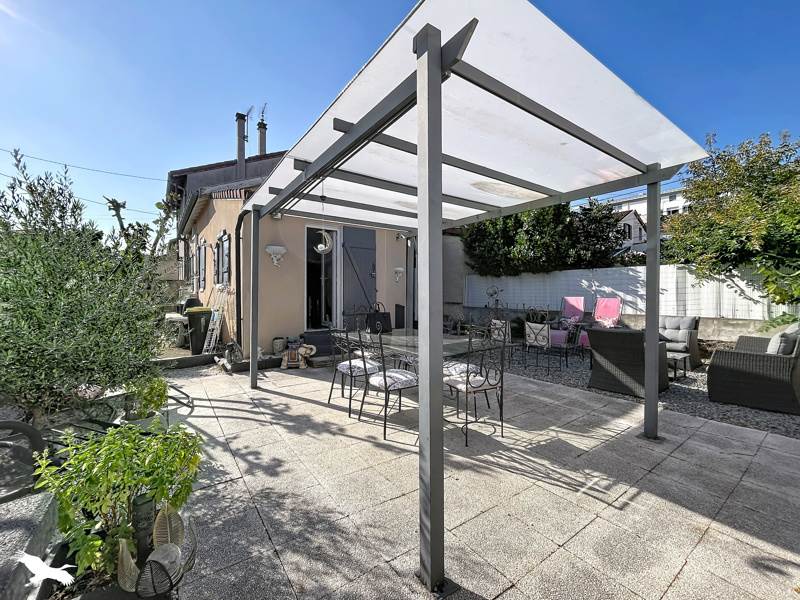 Vente Maison Oullins - 4 pièces -100 m² - (69600)