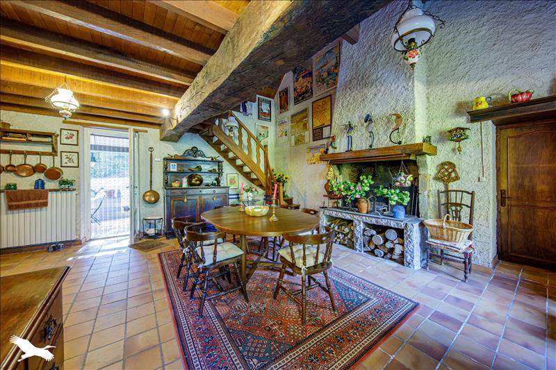 Vente Maison ST MARTIN LE MAULT - 6 pièces -184 m² - (87360)