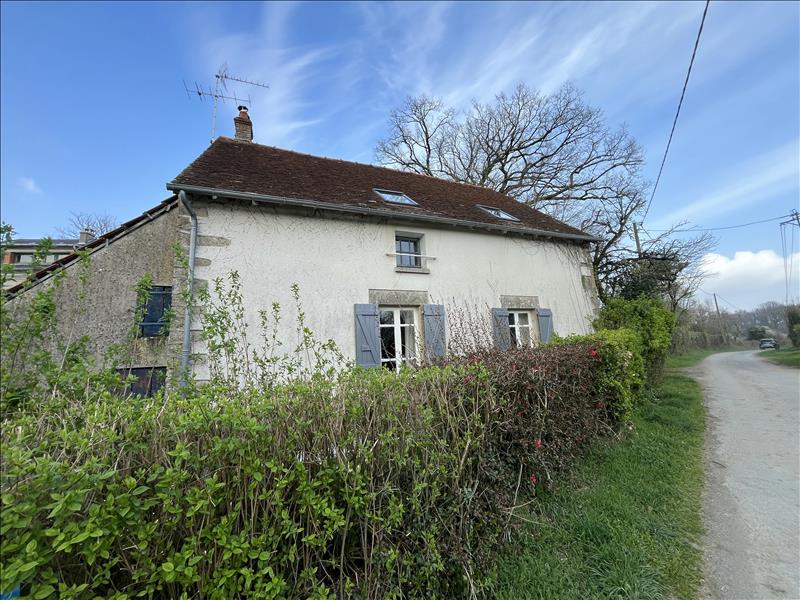 Maison 5 pièces 104 m² · à Bazelat · 104 m² · 88 000 €