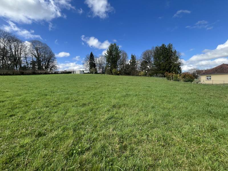 Vente Terrain La Souterraine - -2079 m² - (23300)