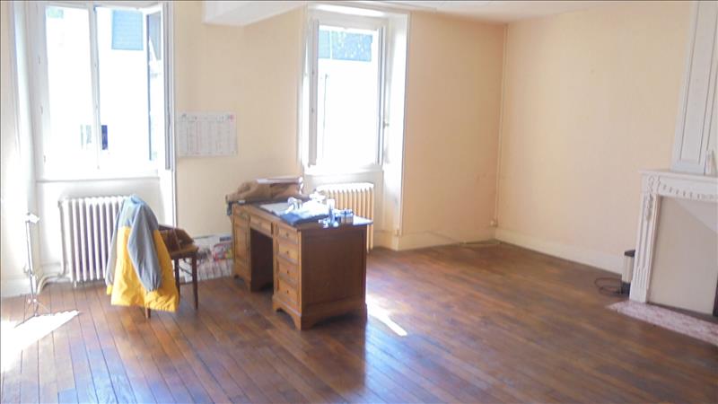 Vente Immeuble Dun-le-Palestel - -  600 m² - (23800)