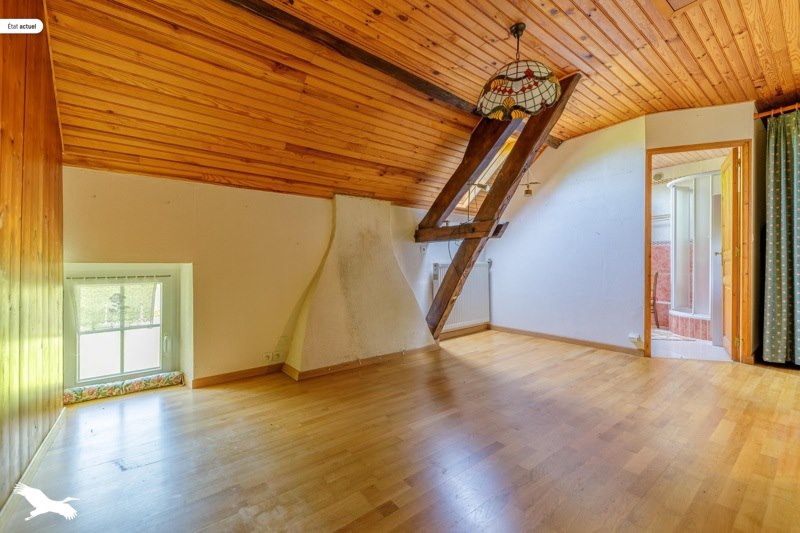 Vente Maison ST SULPICE LES FEUILLES - 9 pièces -205 m² - (87160)
