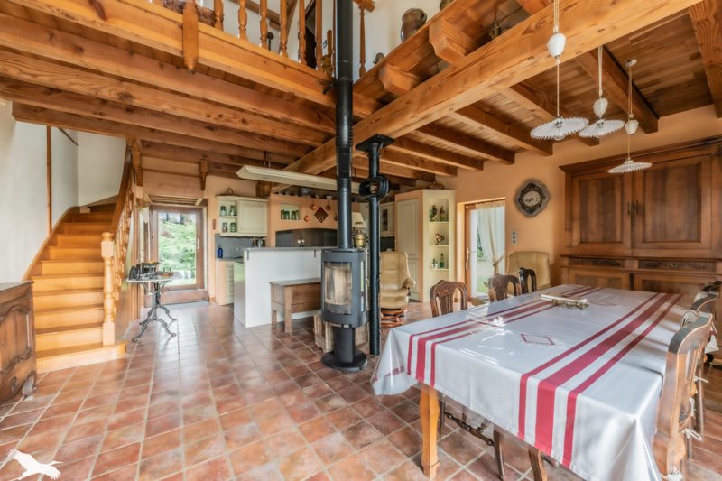 Vente Maison ST HILAIRE LA TREILLE - 8 pièces -217 m² - (87190)