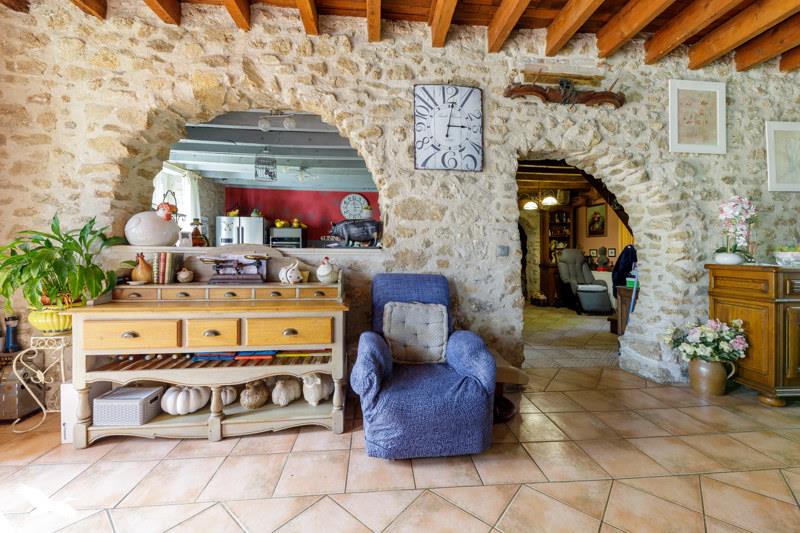Vente Maison AZERABLES - 6 pièces -197 m² - (23160)
