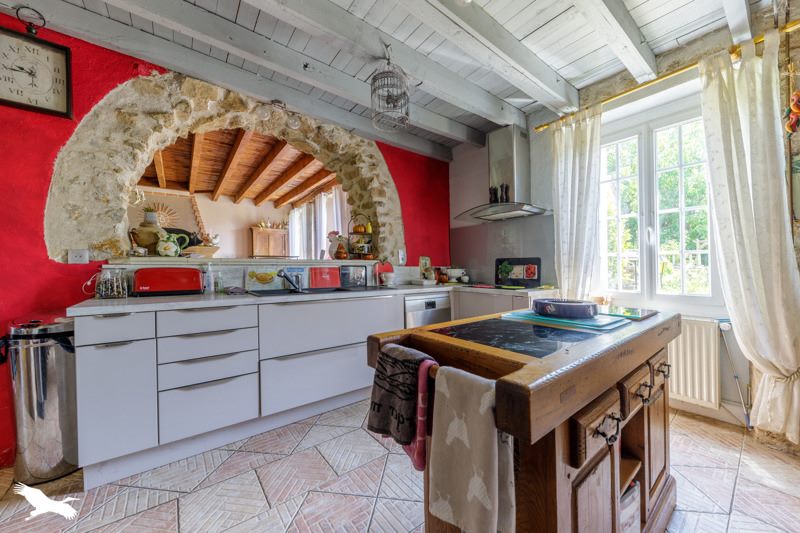 Vente Maison AZERABLES - 6 pièces -197 m² - (23160)
