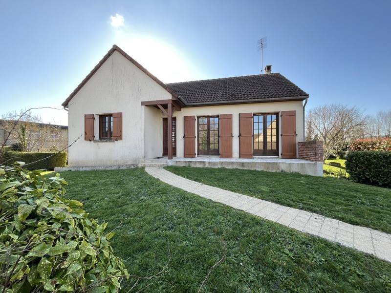 Maison 4 pièces 74 m² · à Bazelat · 74 m² · 118 801 €