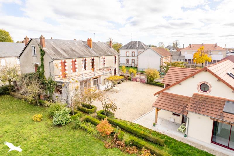Maison 16 pièces 330 m² · à Saint-Sulpice-les-Feuilles · 330 m² · 299 697 €