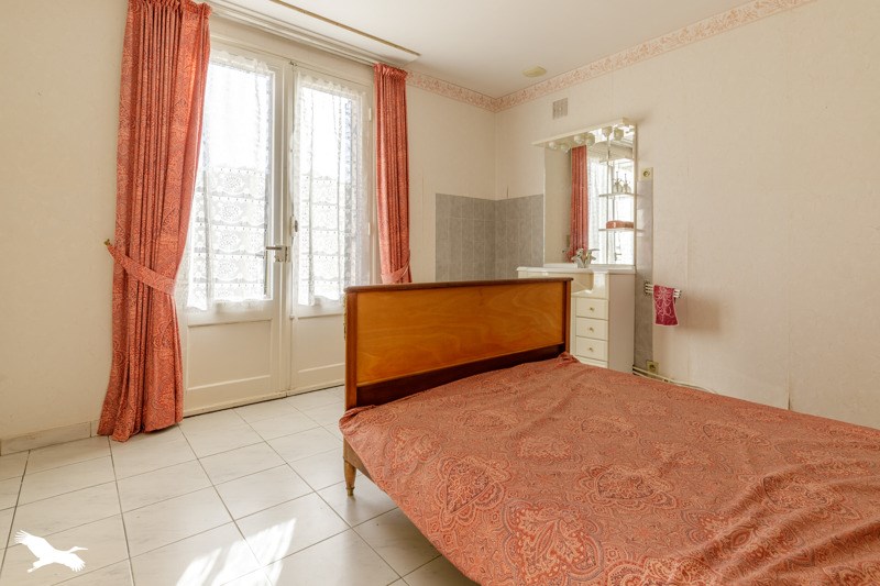 Vente Maison ST SEBASTIEN - 8 pièces -215 m² - (23160)