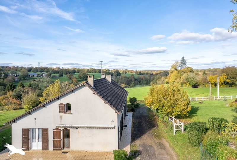Vente Maison ST SEBASTIEN - 8 pièces -215 m² - (23160)