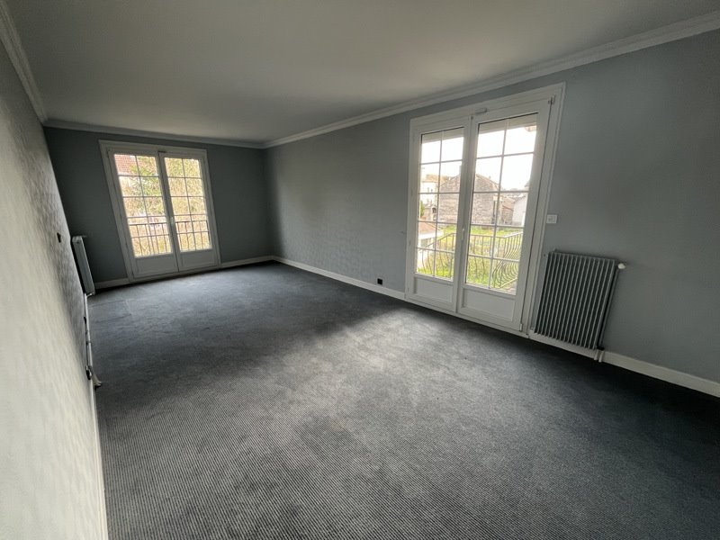 Vente Maison La Souterraine - 10 pièces -278 m² - (23300)