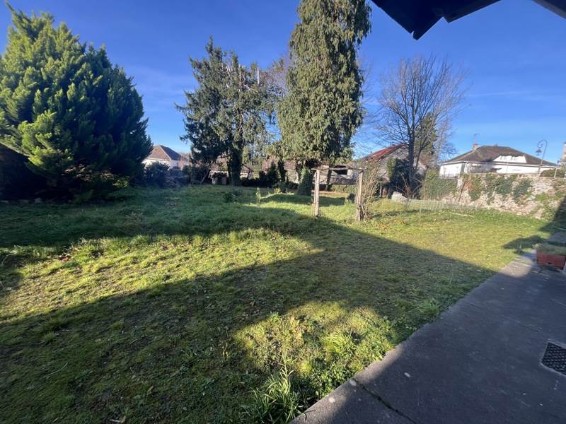 Vente Maison La Souterraine - 12 pièces -303 m² - (23300)