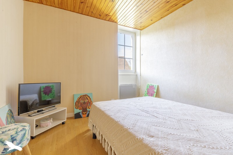 Vente Maison ST AMAND MAGNAZEIX - 7 pièces -172 m² - (87290)