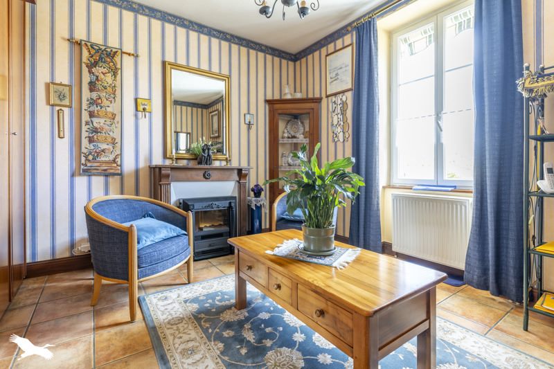 Vente Maison DUN LE PALESTEL - 6 pièces -165 m² - (23800)