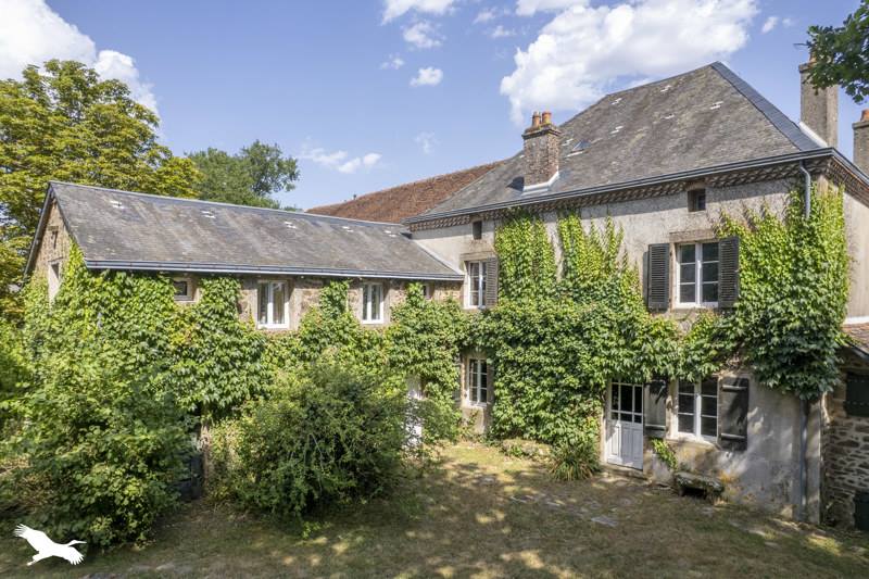 Vente Maison ARNAC LA POSTE - 9 pièces -207 m² - (87160)