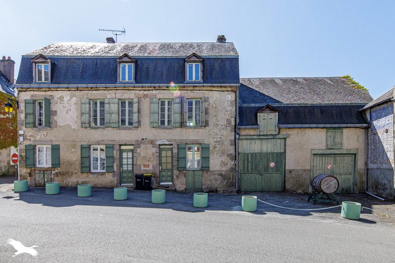 Vente Immeuble BENEVENT L ABBAYE - -  201 m² - (23210)