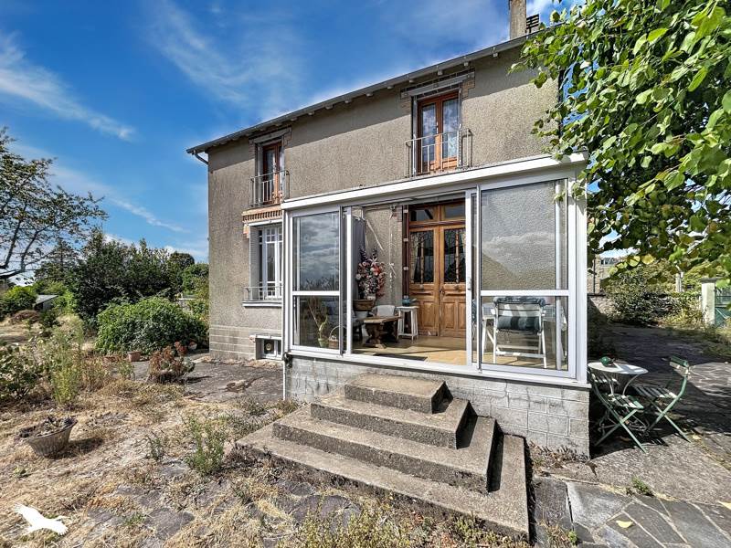 Vente Maison LES GRANDS CHEZEAUX - 5 pièces -122 m² - (87160)