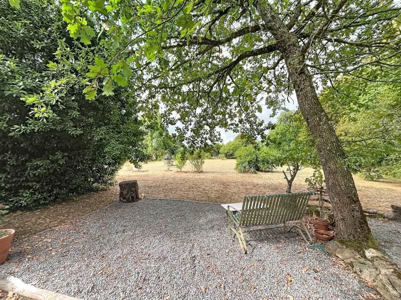 Vente Maison ST GERMAIN BEAUPRE - 6 pièces -165 m² - (23160)