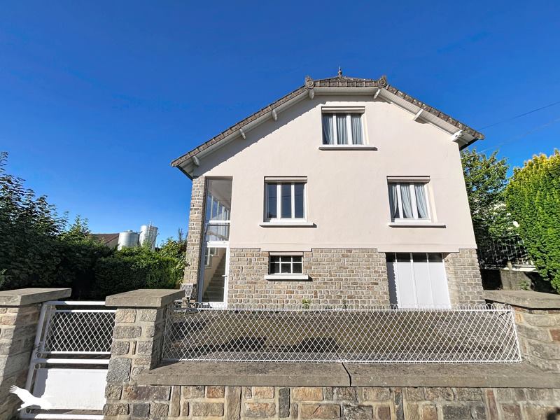 Vente Maison DUN LE PALESTEL - 6 pièces -136 m² - (23800)