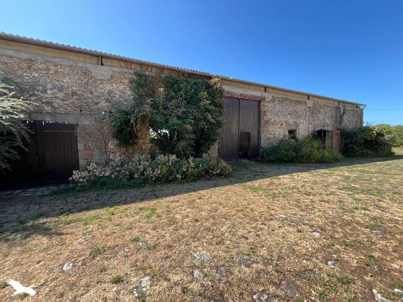Vente Maison Saint-Priest-la-Feuille - 6 pièces -199 m² - (23300)