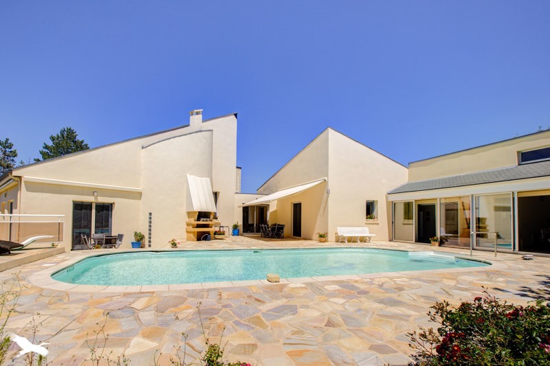 Vente Maison COSNAC - 7 pièces -288 m² - (19360)