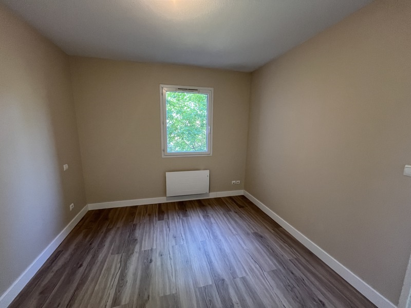 Vente Appartement MALEMORT - 2 pièces -40 m² - (19360)
