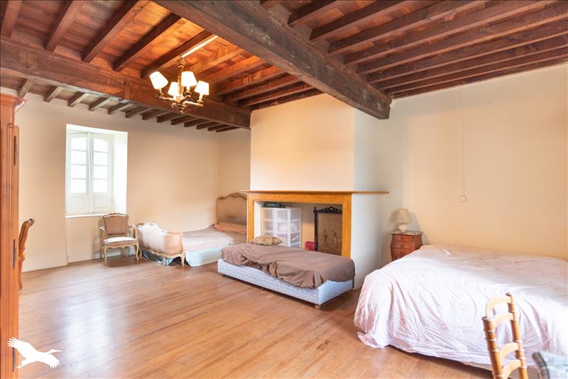 Vente Maison PAYSSOUS - 7 pièces -199 m² - (31510)