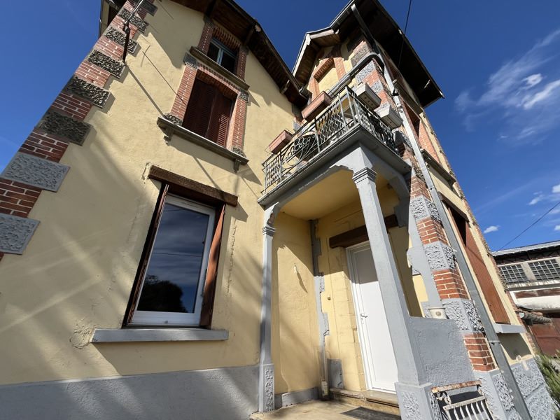 Vente Maison LODES - 7 pièces -110 m² - (31800)