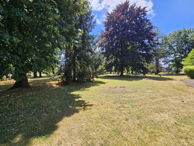 Vente Maison POINTIS INARD - 7 pièces -218 m² - (31800)