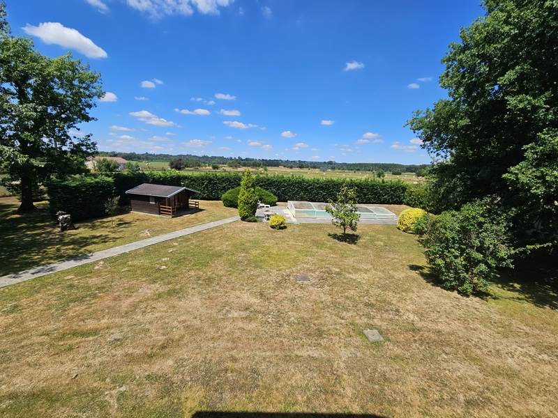 Vente Maison POINTIS INARD - 7 pièces -218 m² - (31800)