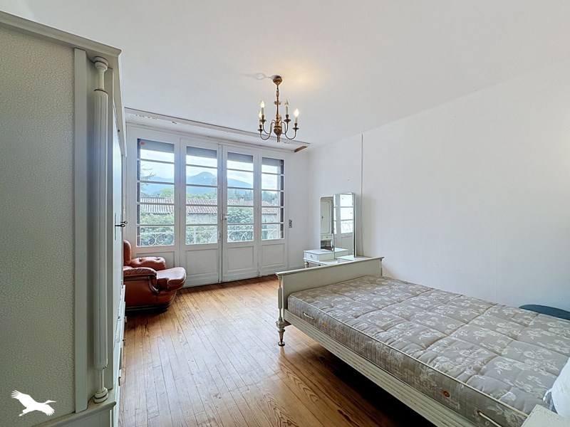 Vente Immeuble Chaum - 14 pièces -  548 m² - (31440)