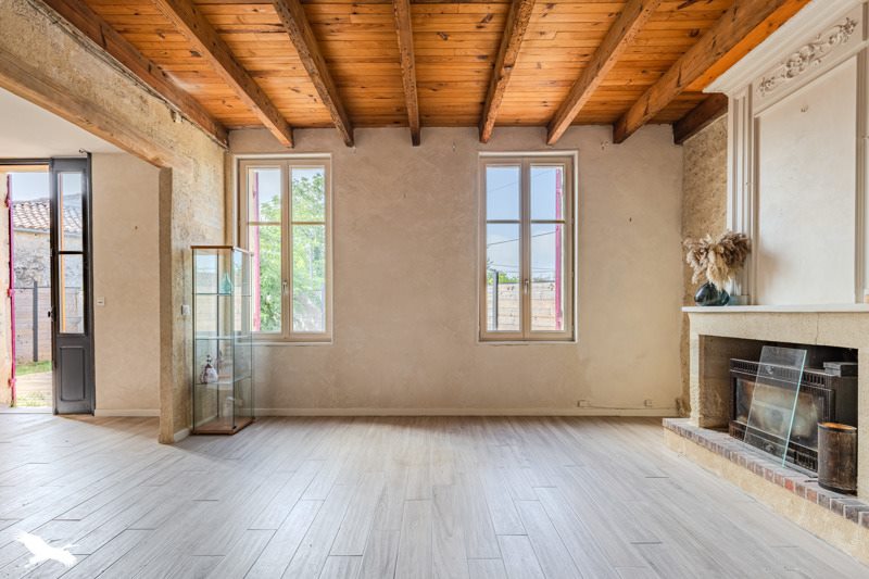 Vente Maison MONTPEYROUX - 5 pièces -171 m² - (24610)