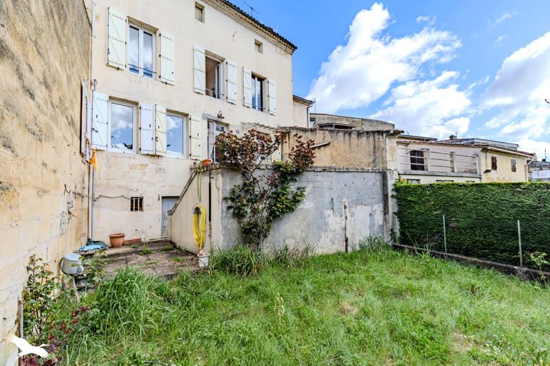 Vente Maison CASTILLON LA BATAILLE - 7 pièces -220 m² - (33350)
